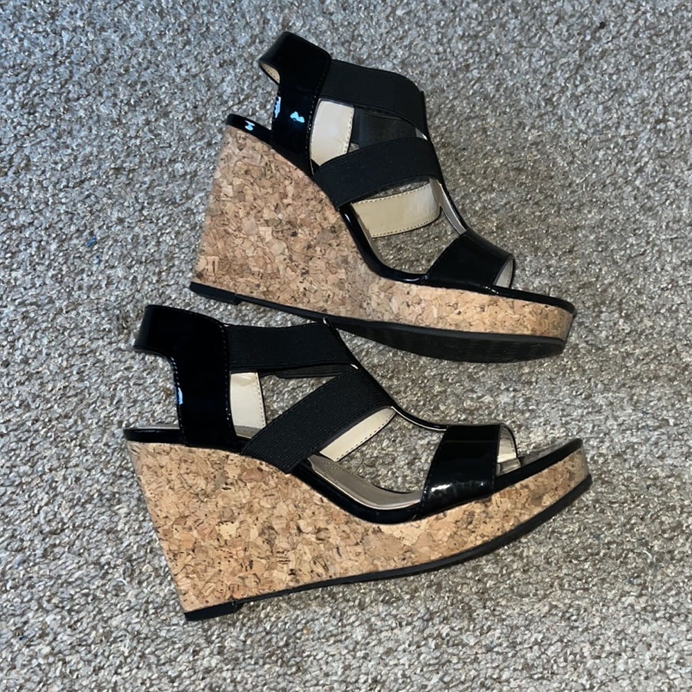 Adrienne Vittadini wedges